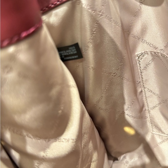 Michael Kors Mina Large Chain Shoulder Pebbled Leather Bag Dark Cherry - Picture 11 of 14